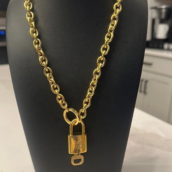 Authentic Louis Vuitton Lock n Key Necklace - Picture 4 of 4